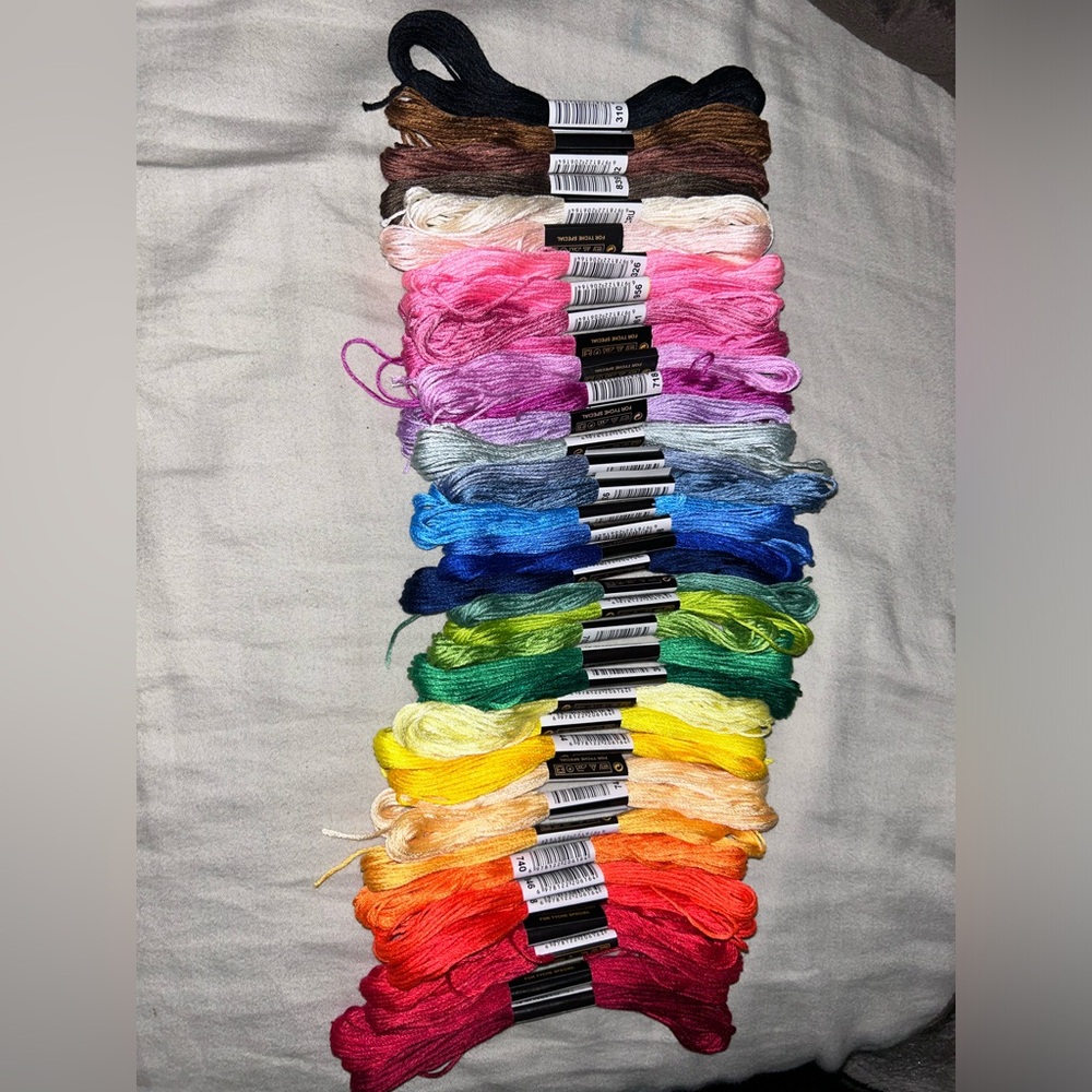 Multi-colored Assorted Craft Thread\Floss